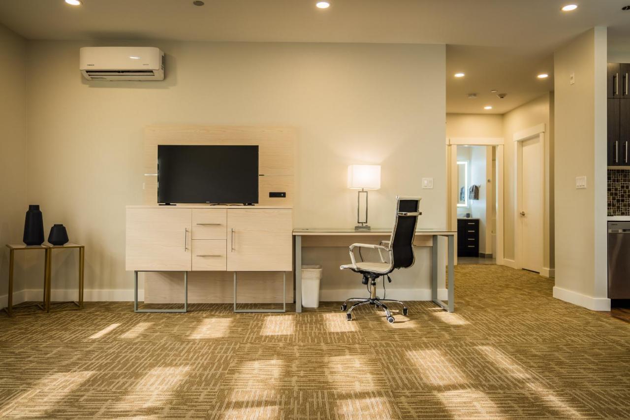 Quality Inn Sunshine Suites Terrace Ngoại thất bức ảnh