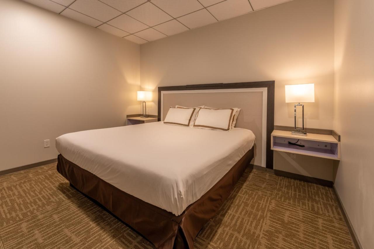 Quality Inn Sunshine Suites Terrace Ngoại thất bức ảnh