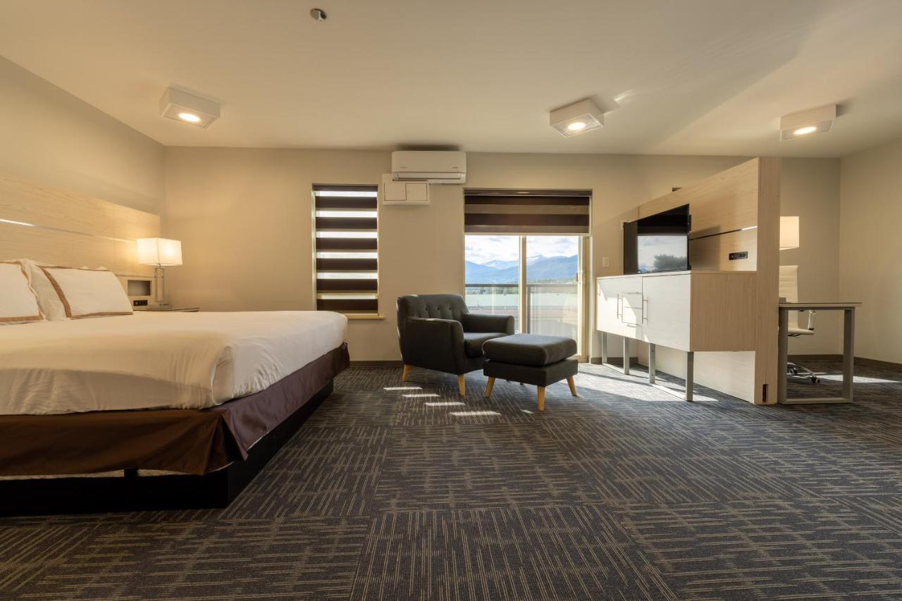 Quality Inn Sunshine Suites Terrace Ngoại thất bức ảnh