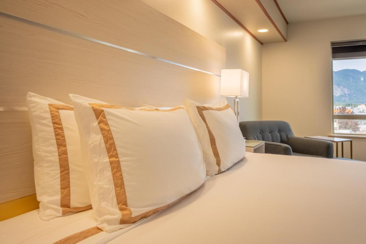 Quality Inn Sunshine Suites Terrace Ngoại thất bức ảnh