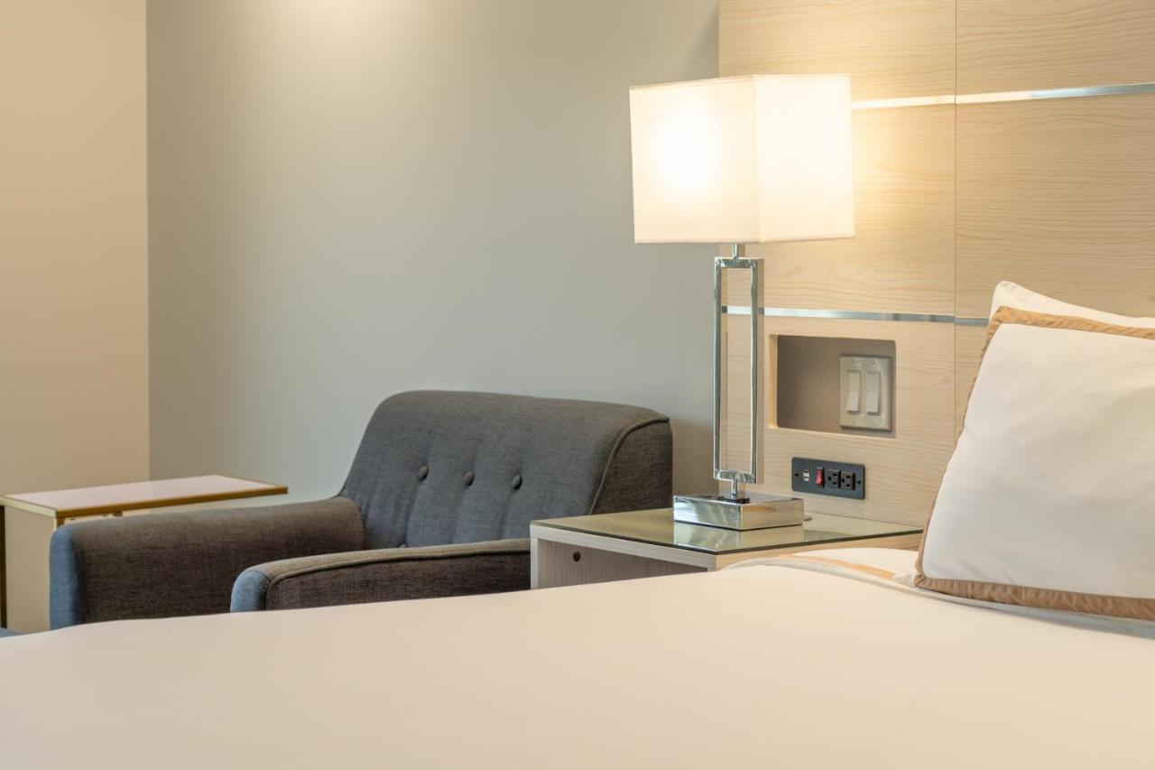 Quality Inn Sunshine Suites Terrace Ngoại thất bức ảnh